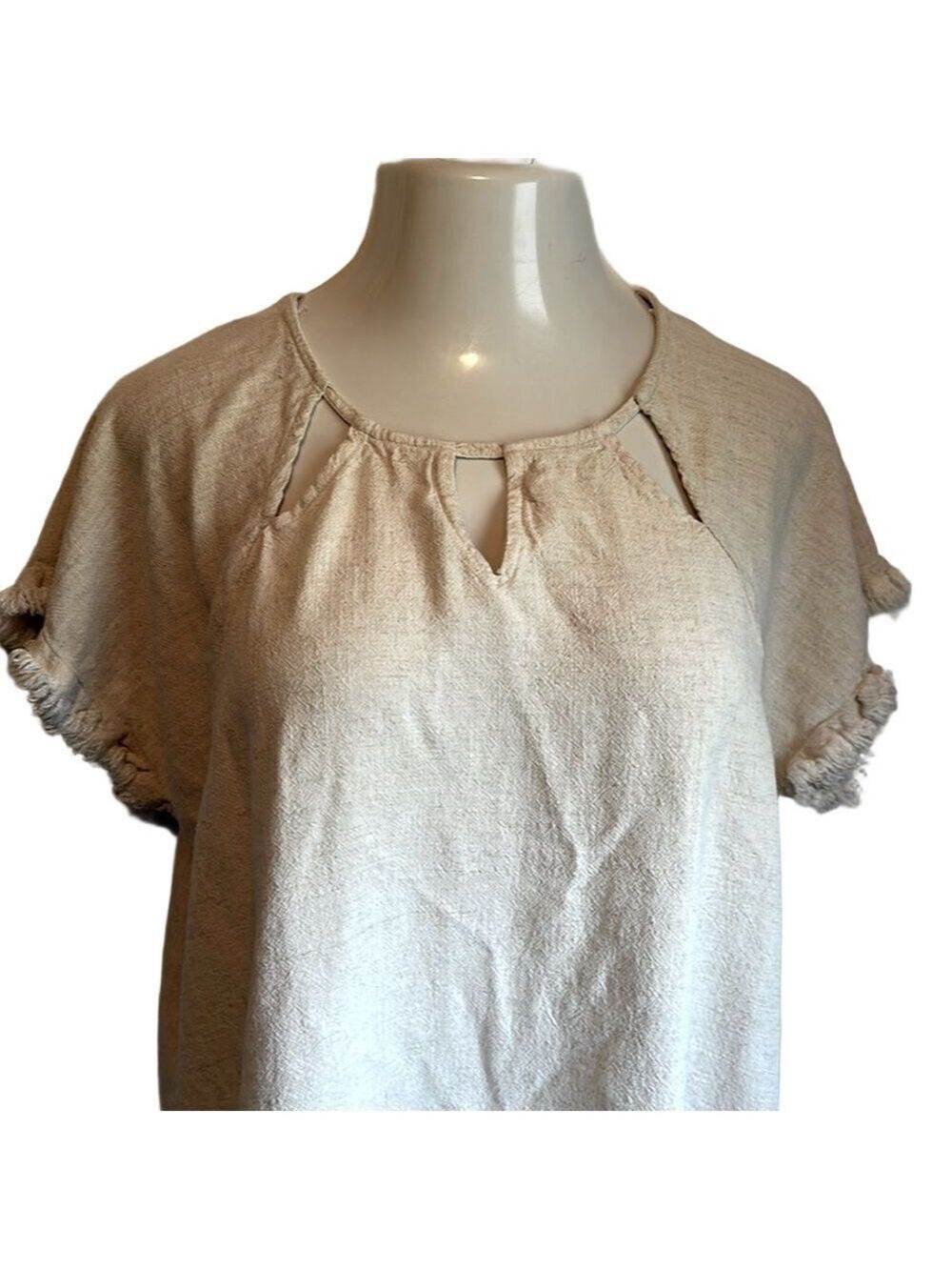 Umgee Women's Cream Top size XL